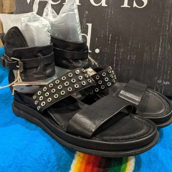 A.S.98 Pryor Gladiator Sandals! 40s! NIB! - Picture 1 of 9